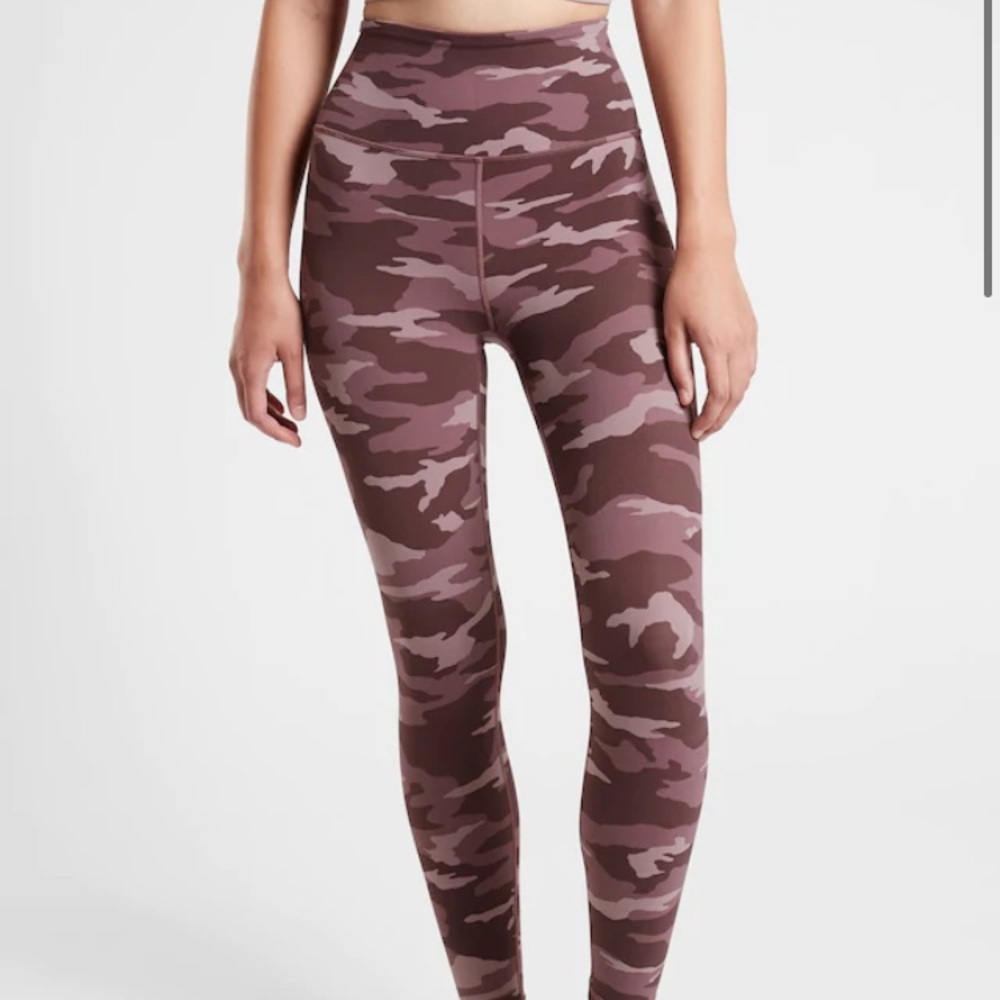 Athleta Elation Camo 7/8 Tight